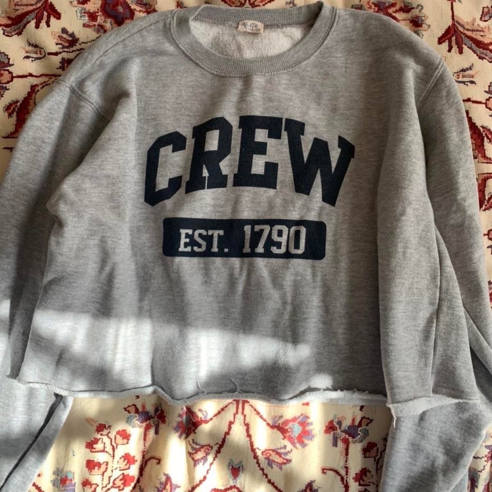 crewneck